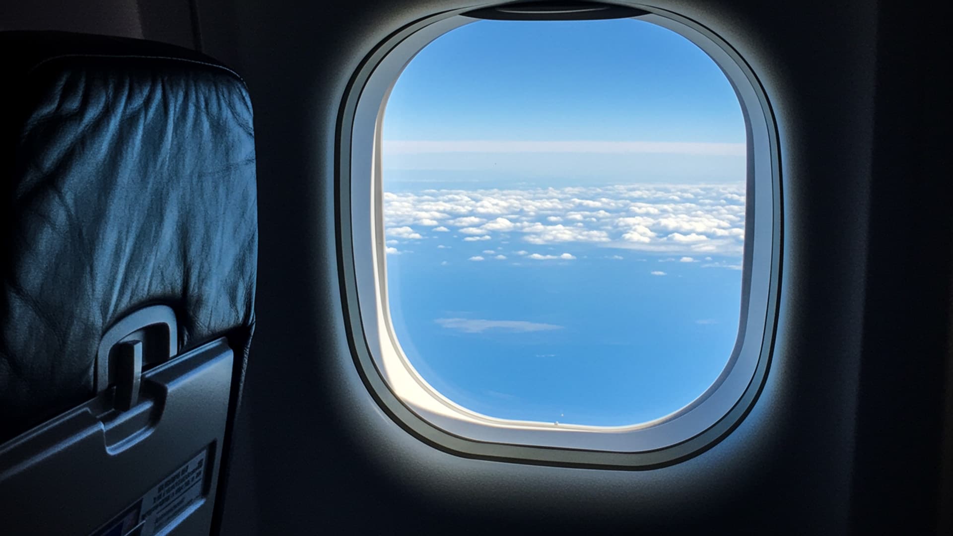 Direct vs. Layover Flights