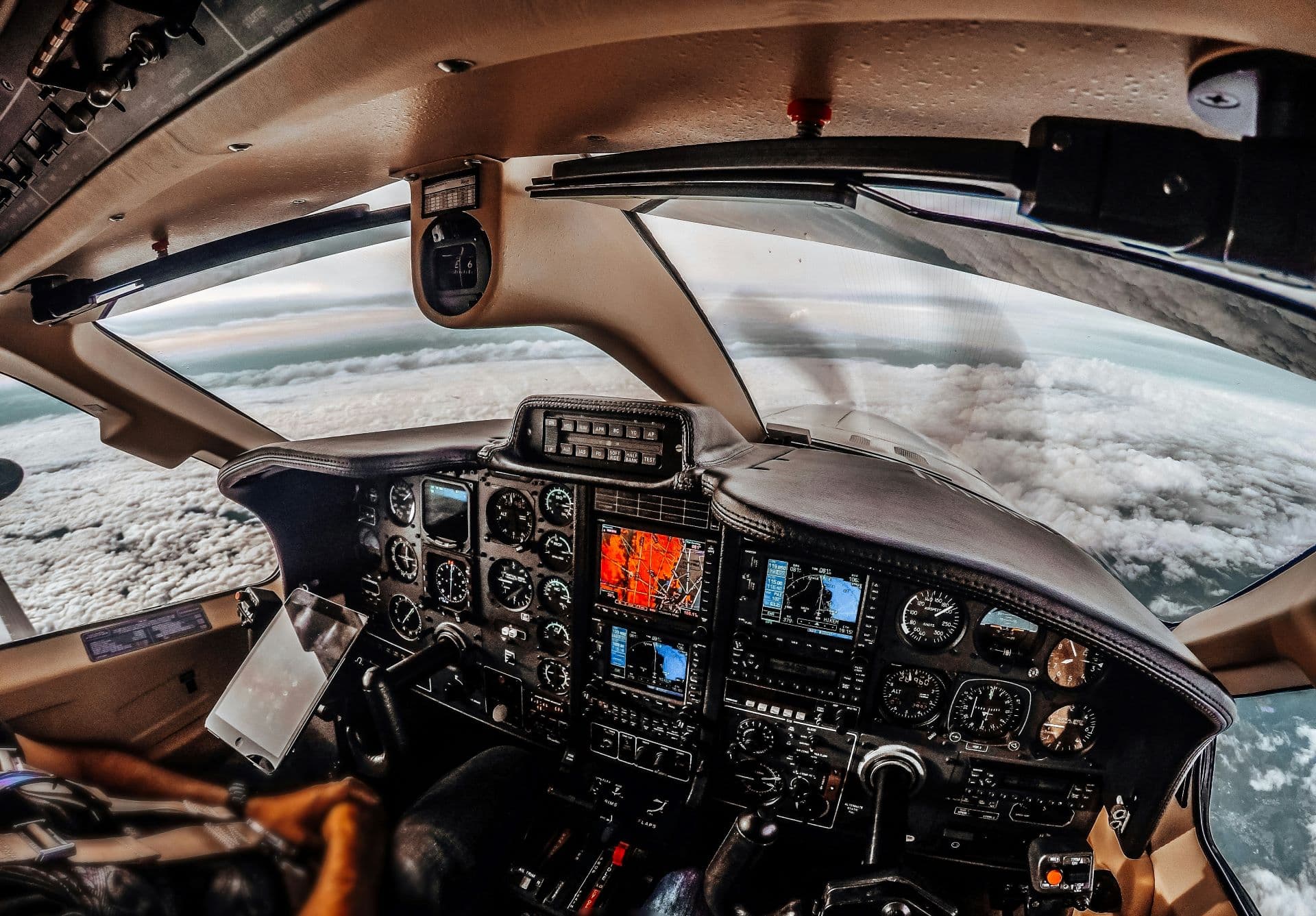 Inside Airline Pilot Training for Modern Aircraft