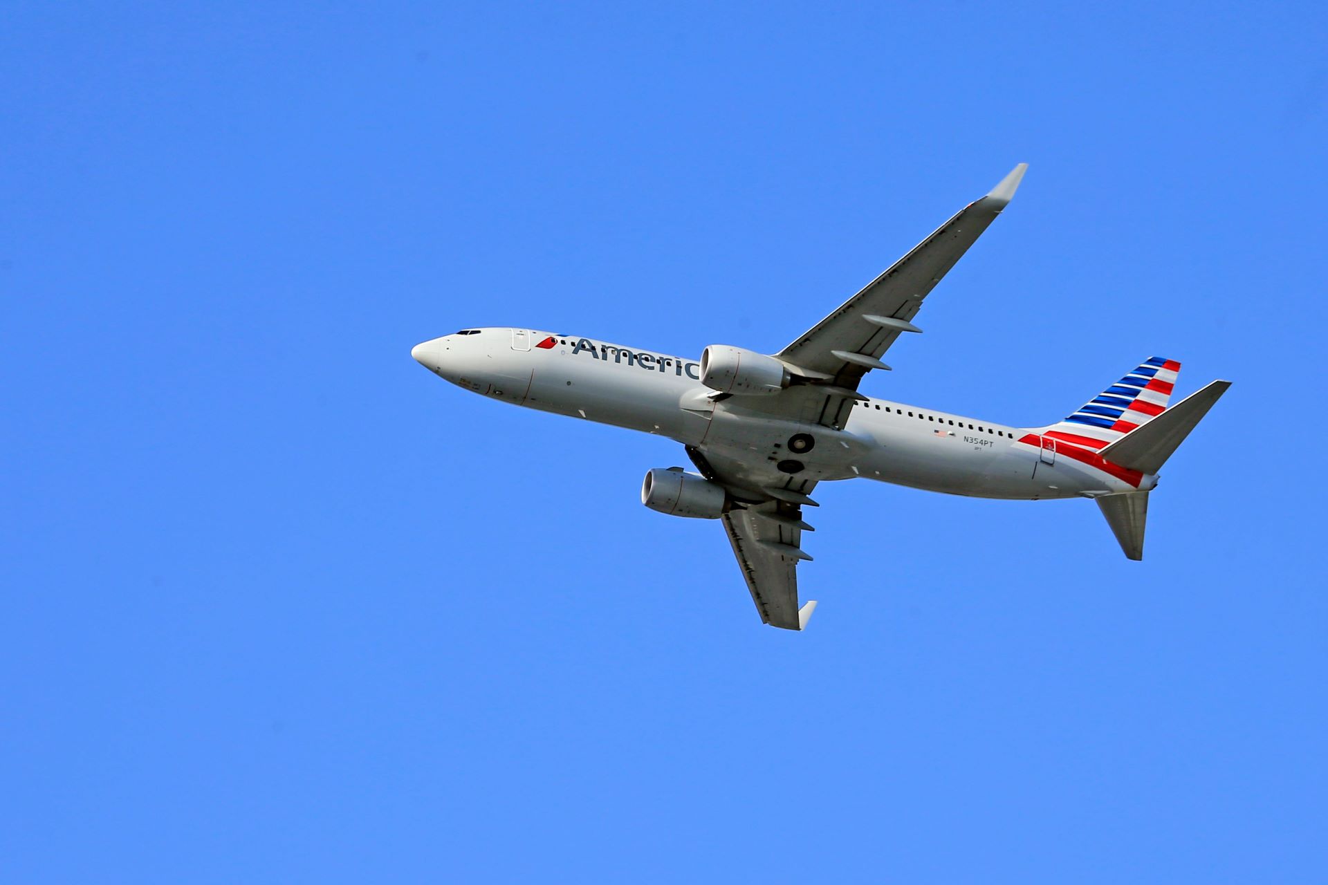 Aviation and Domestic Tourism How Flights Change Travel-1
