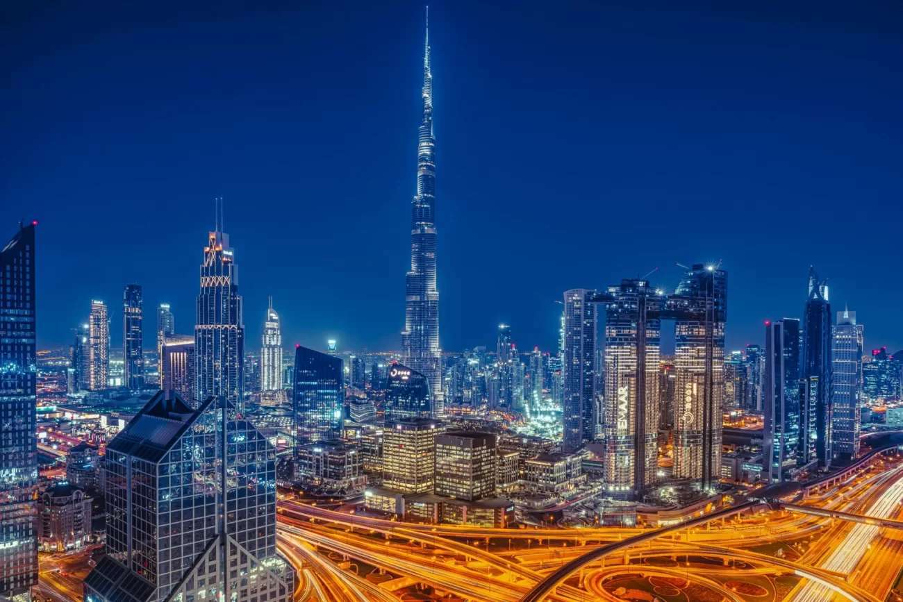 a-thrilling-guide-to-visiting-dubai-1300x867.webp