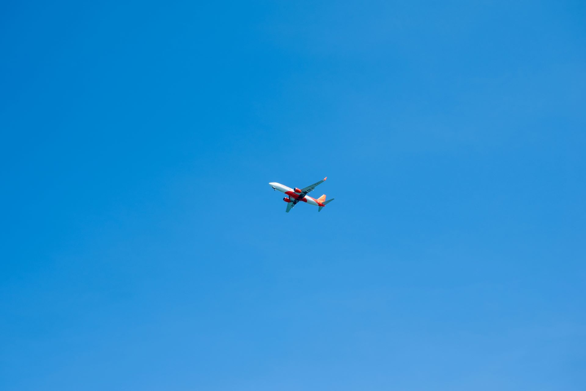 budget-airlines-big-impact-how-low-cost-carriers-are-reshaping-global-tourism-2.jpg