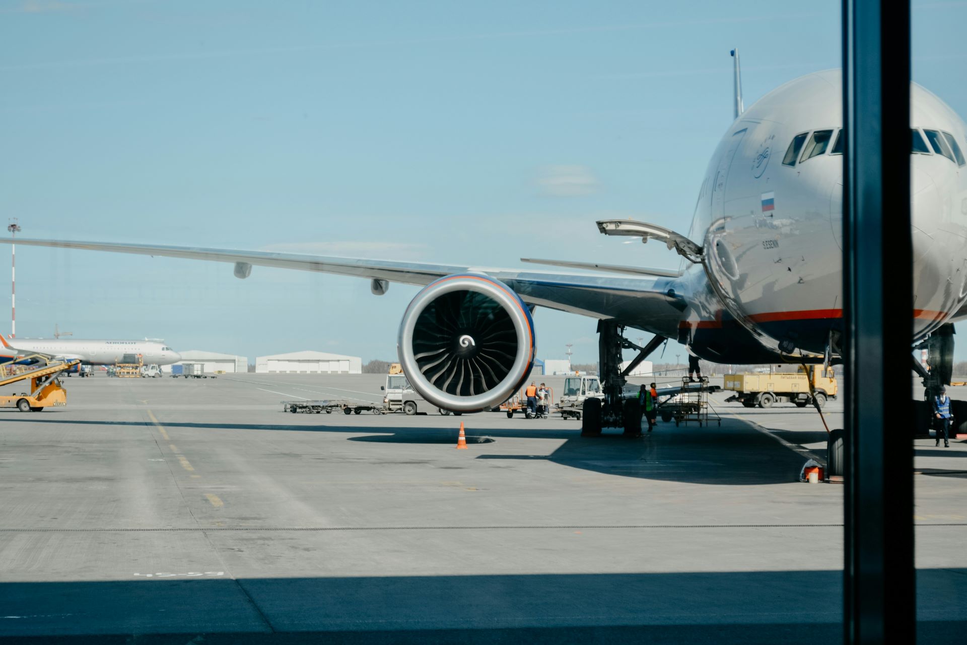 contactless-travel-in-airports-the-seamless-future
