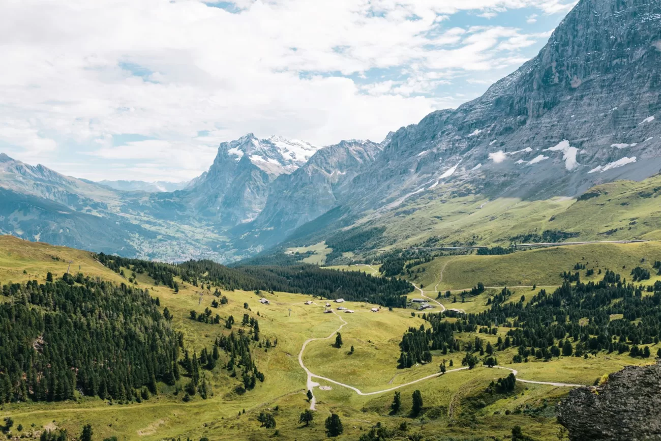 discover-the-magic-of-switzerland-from-the-skies-2-1300x867.webp