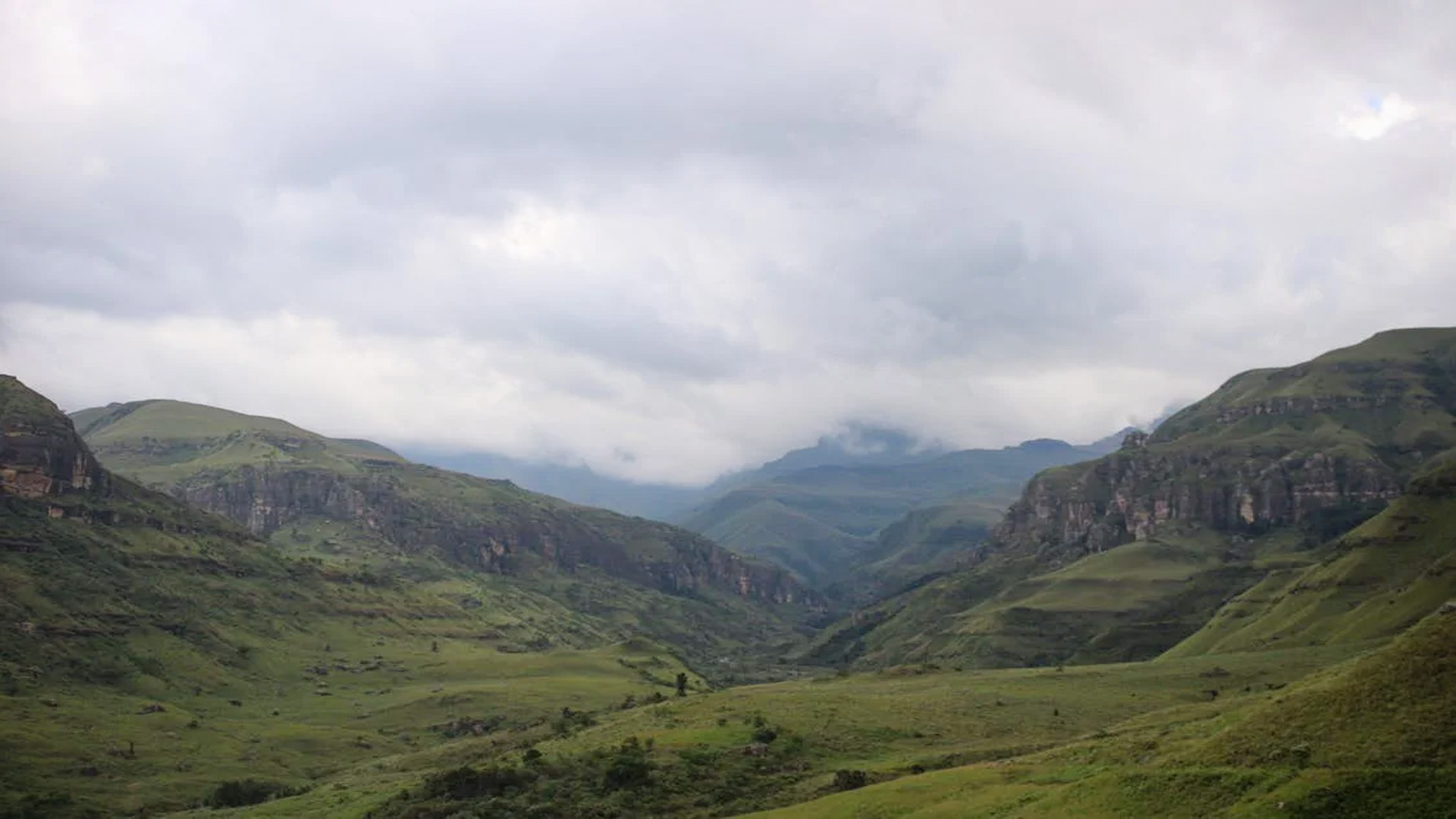 drakensberg-mountains.jpg