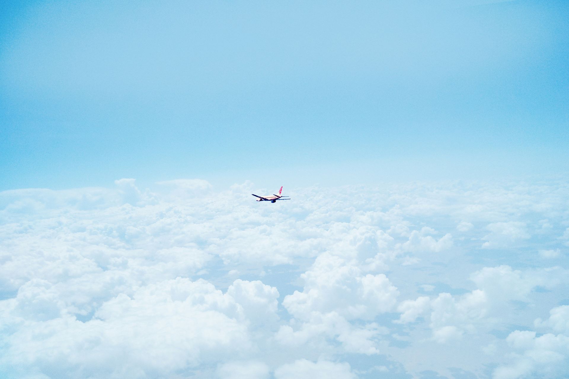 flight-paths-and-cultural-landscapes-what-the-sky-reveals-about-us-1.jpg