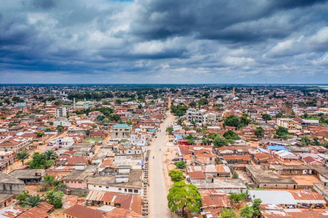 flying-to-benin-1300x867.jpg