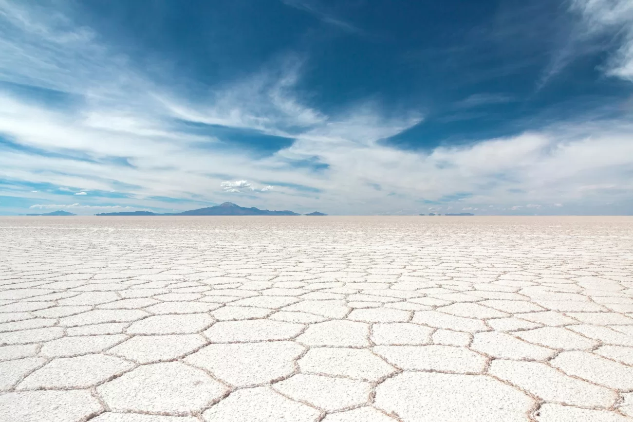 flying-to-bolivia-1300x867.webp