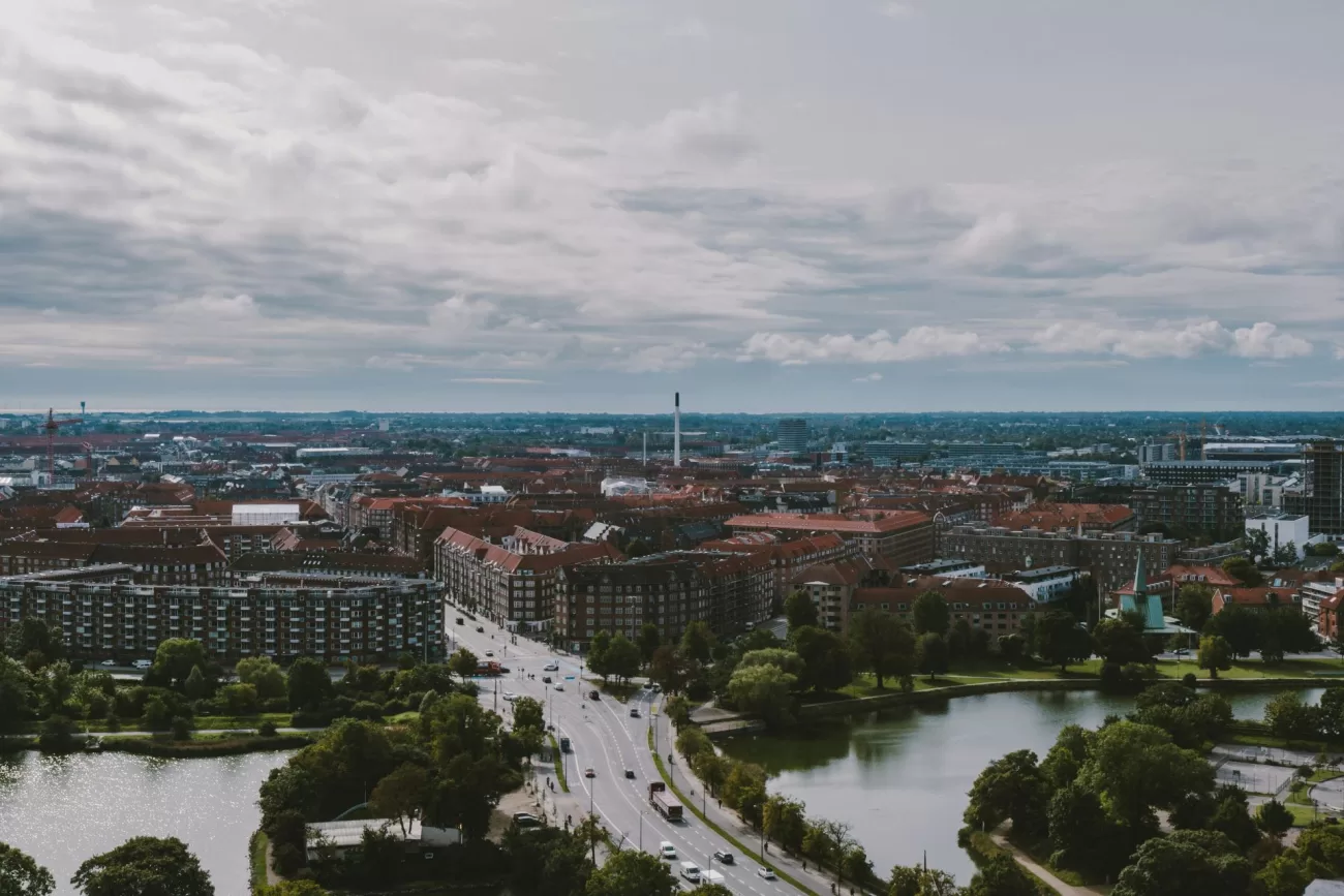 flying-to-denmark-1300x867.webp