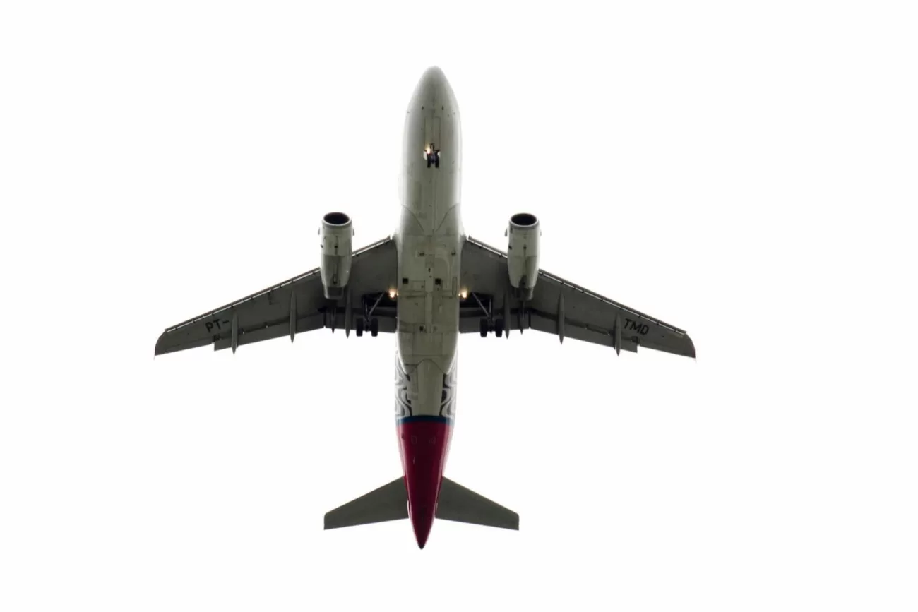 flying-to-durban-1300x867.webp