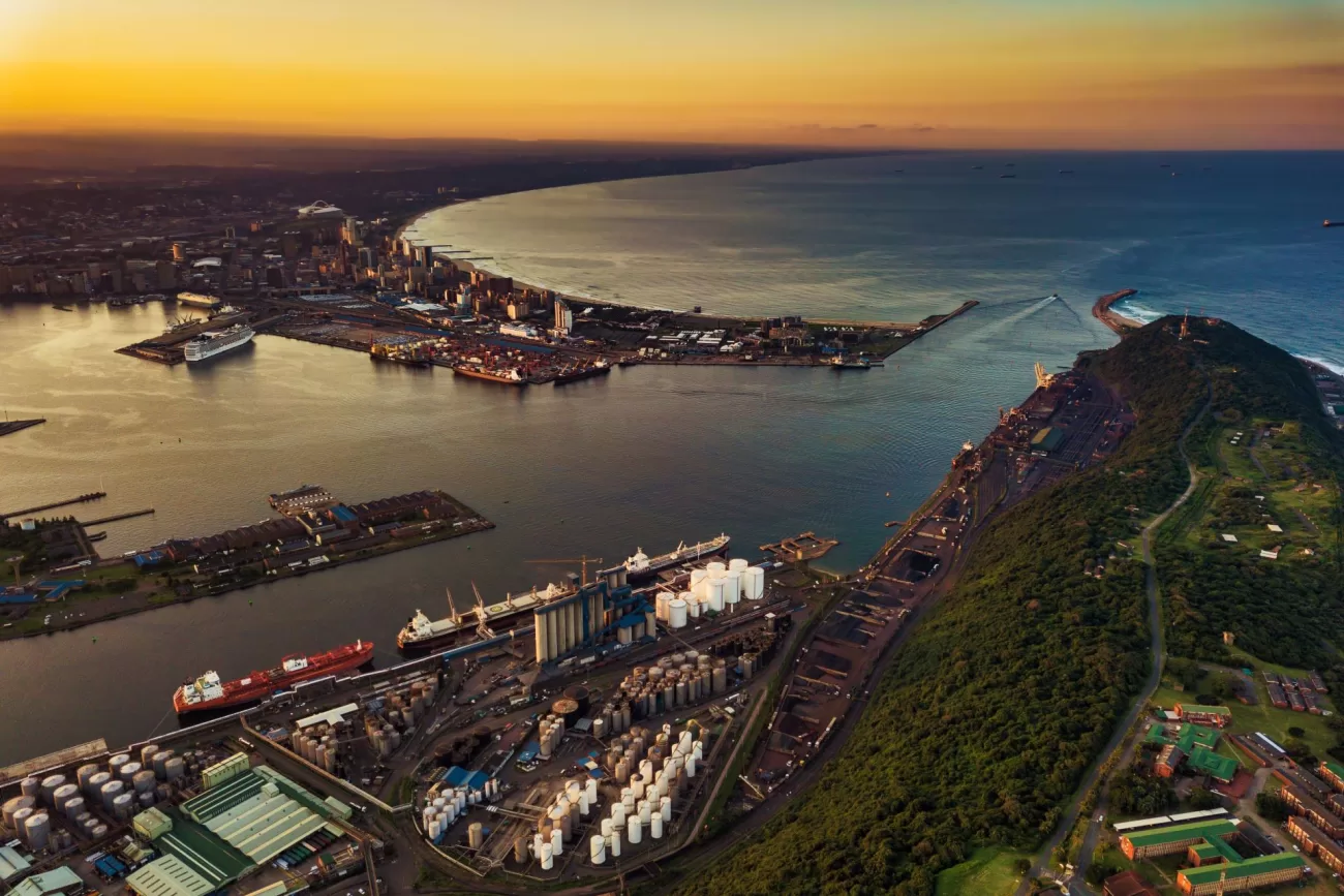 flying-to-durban-2-1300x867.webp