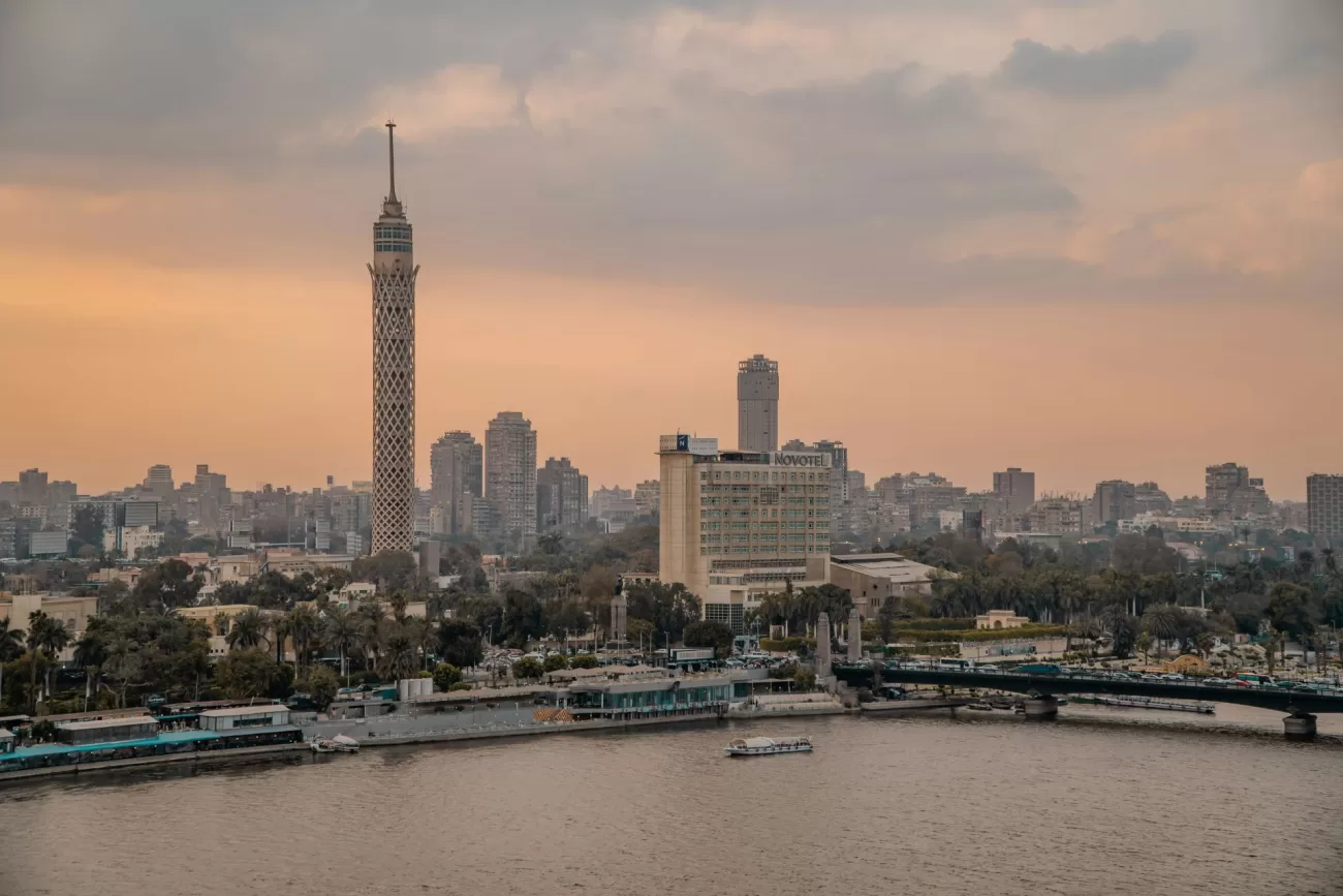 flying-to-egypt-1-1300x867.webp