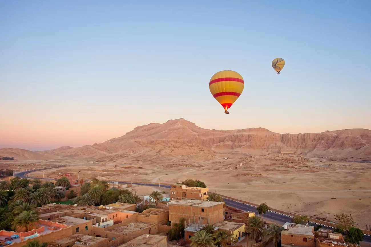 flying-to-egypt-1300x867.webp
