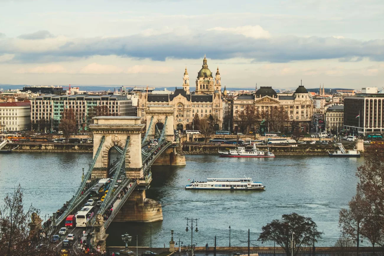 flying-to-hungary-1-1300x867.webp