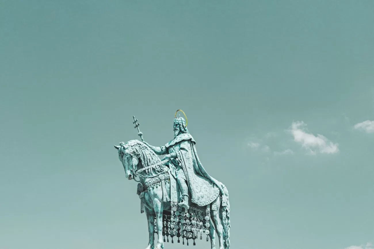 flying-to-hungary-4-1300x867.webp