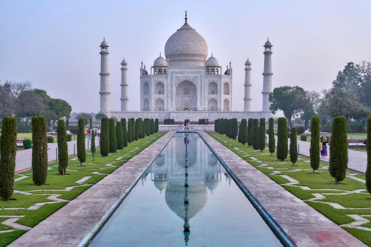 flying-to-india-1300x867.webp