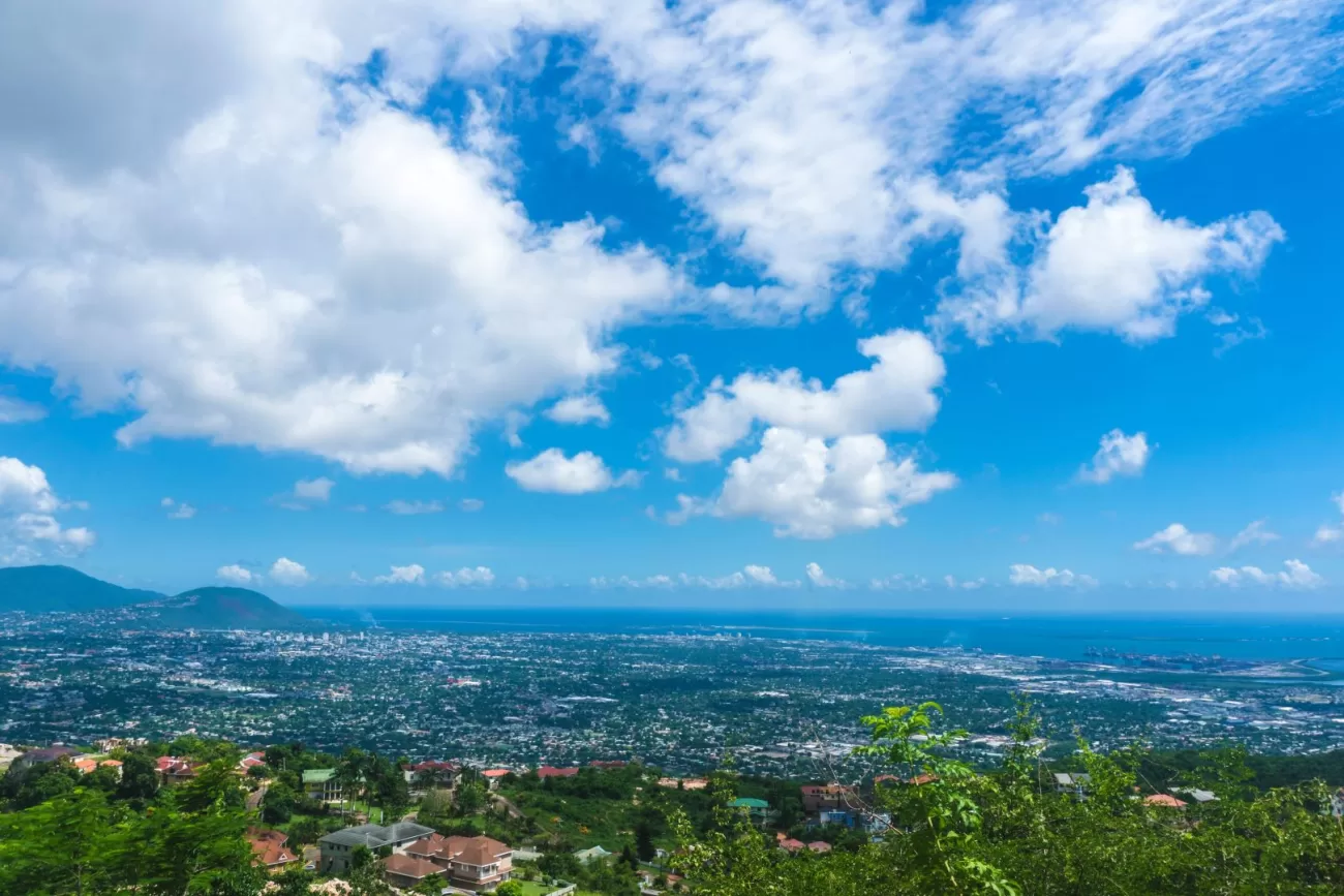 flying-to-jamaica-1-1300x867.webp