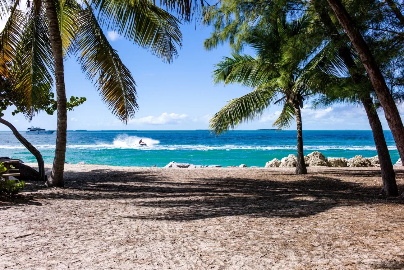 flying-to-jamaica-2-1300x867.webp