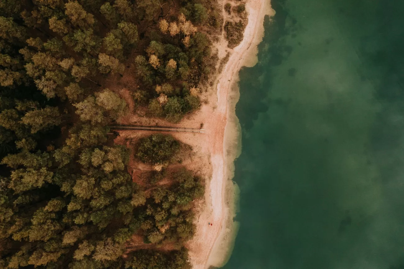 flying-to-latvia-2-1300x867.webp
