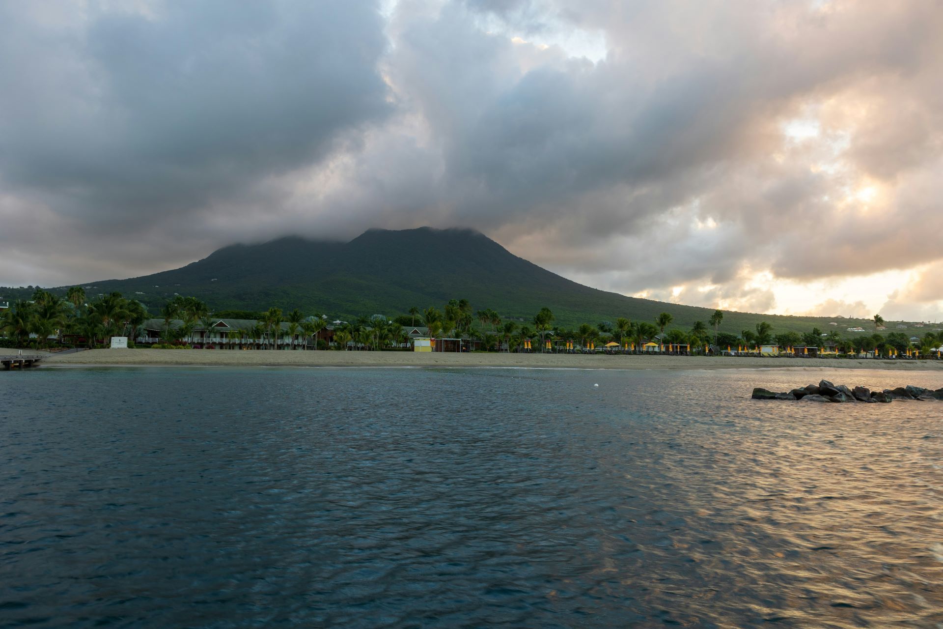 flying-to-nevis.jpg
