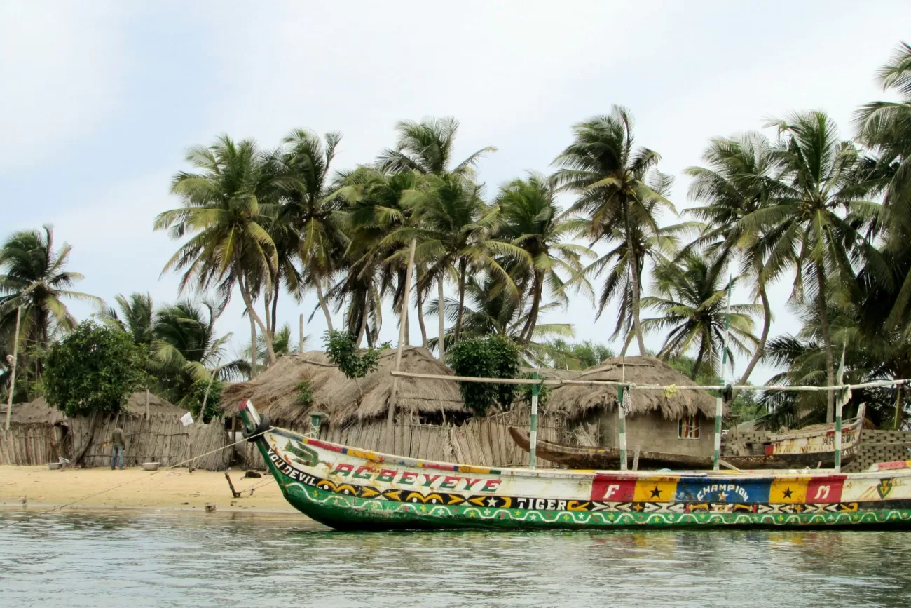 flying-to-togo-1300x867.webp