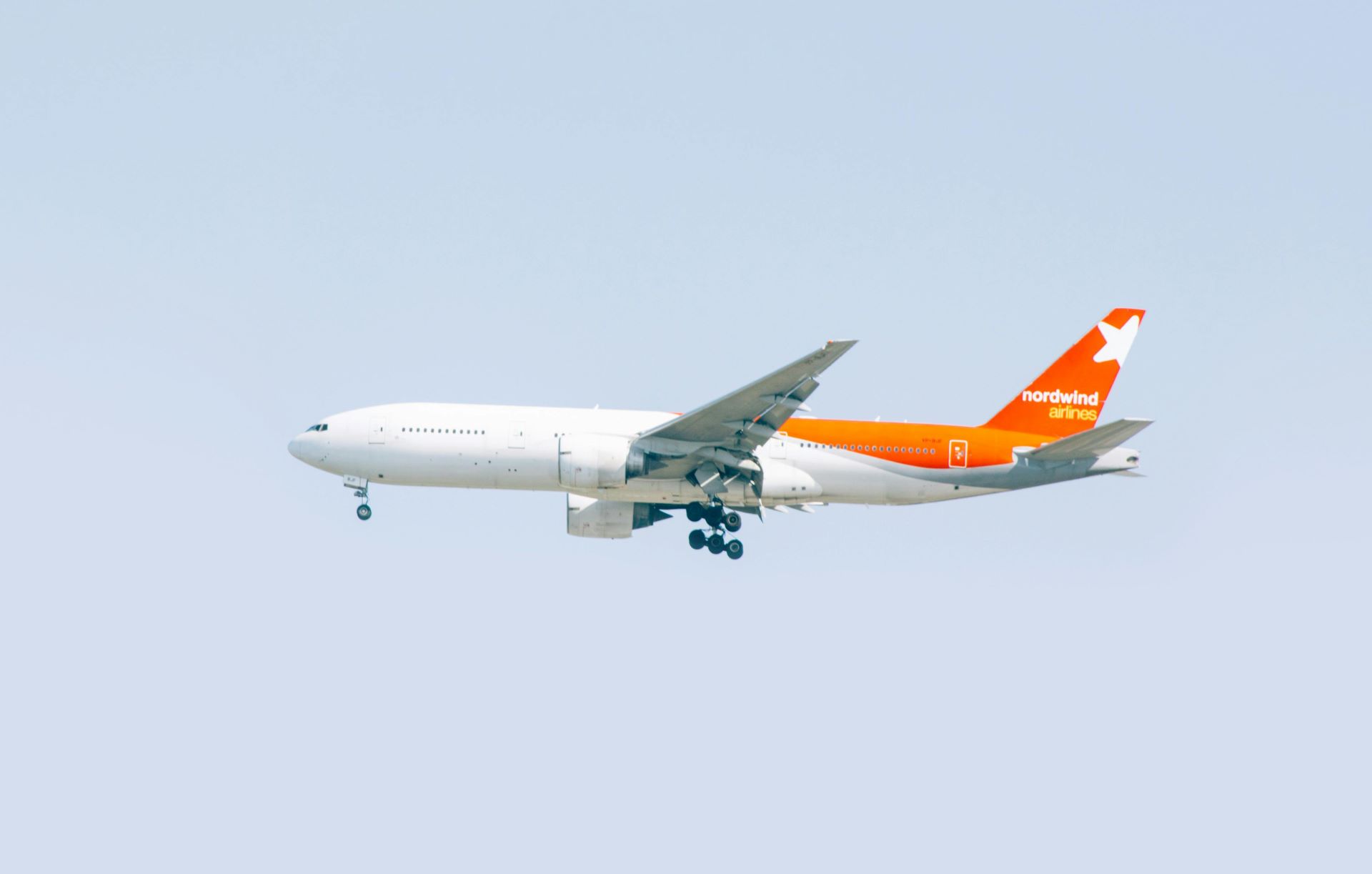 how-airline-mergers-shape-tourist-routes-and-pricing