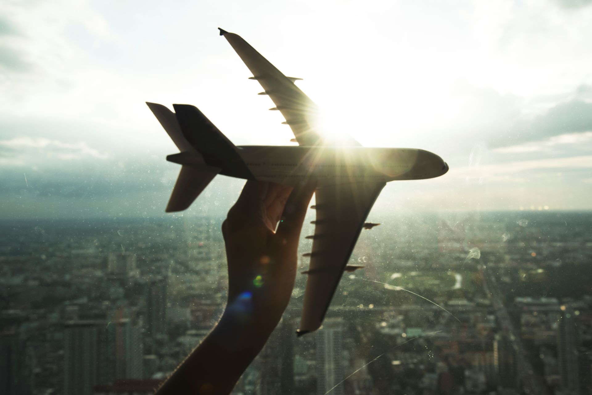 how-pilots-forecast-turbulence-to-smooth-your-flight-1