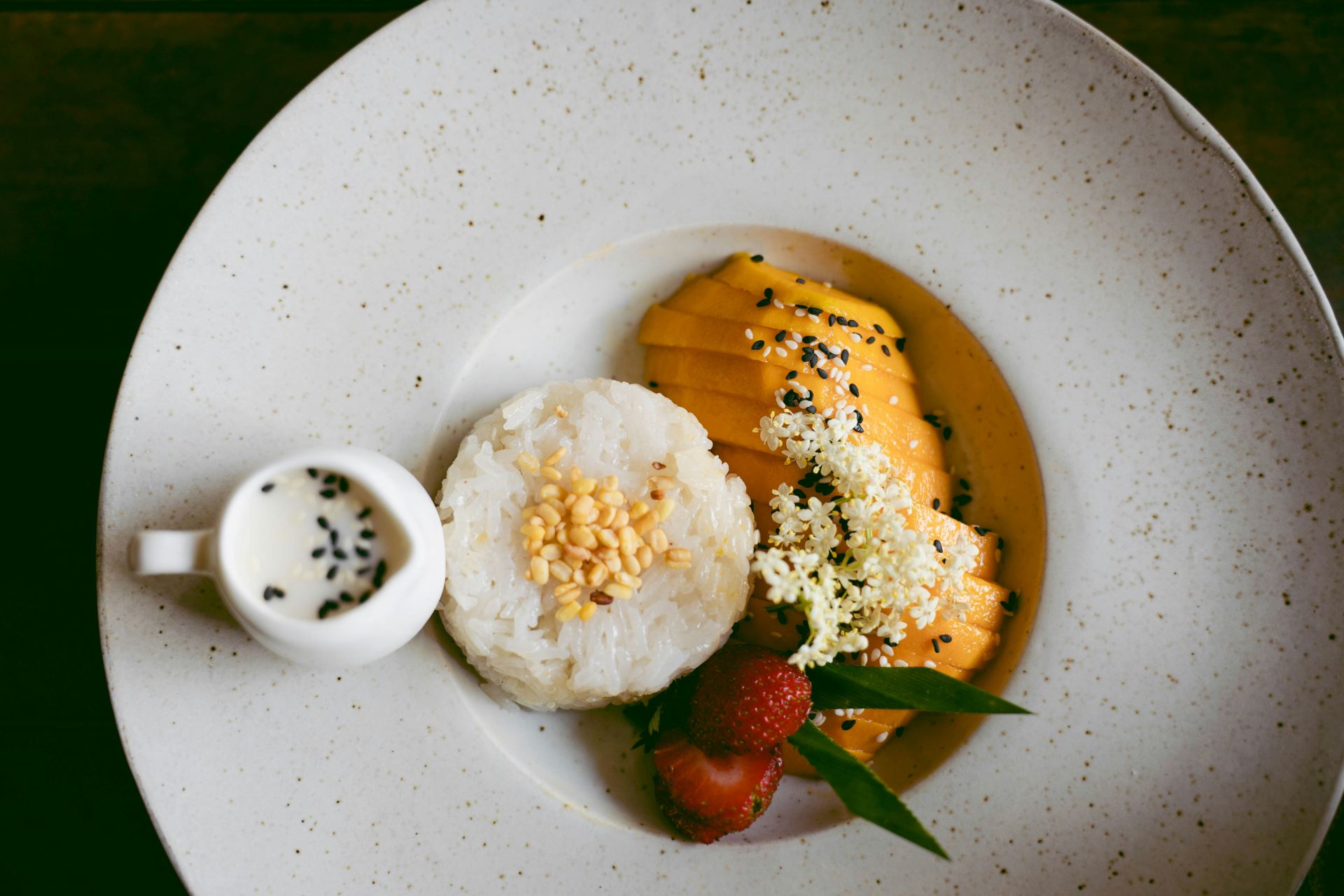 the-taste-of-arrival-regional-menu-collaborations-between-airlines-and-local-chefs-1.jpg